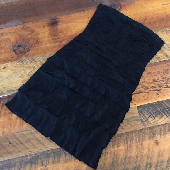 EXPRESS Little Black Strapless Dress - Picture 4 of 4